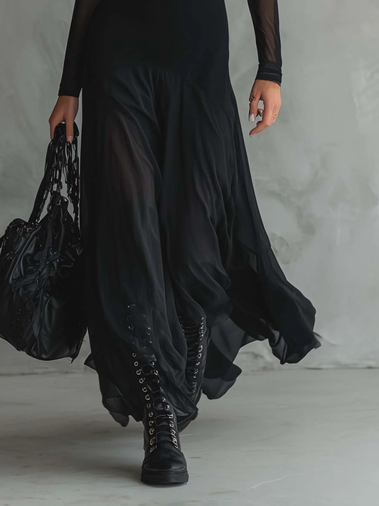 Vestido maxi de tul negro con patchwork